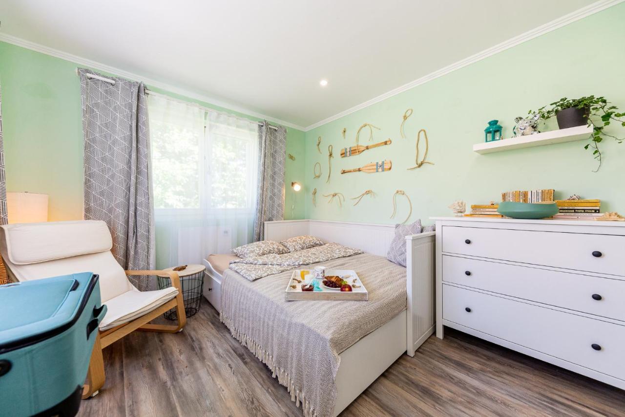 Berrybay Holidayhome Balatonkeresztúr Eksteriør billede